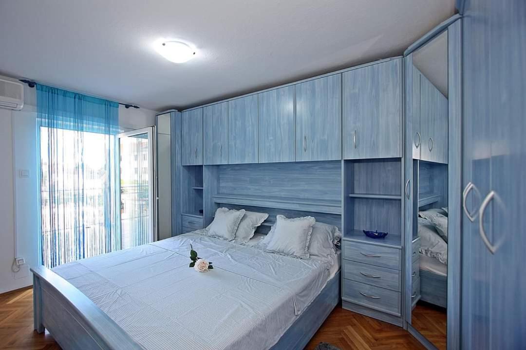 Apartment Samanta Supetar Extérieur photo